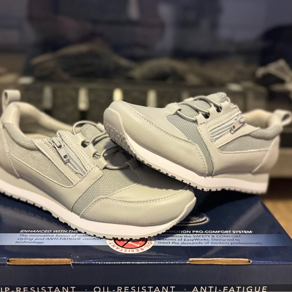 Easy Street Women's Gray Sneakers